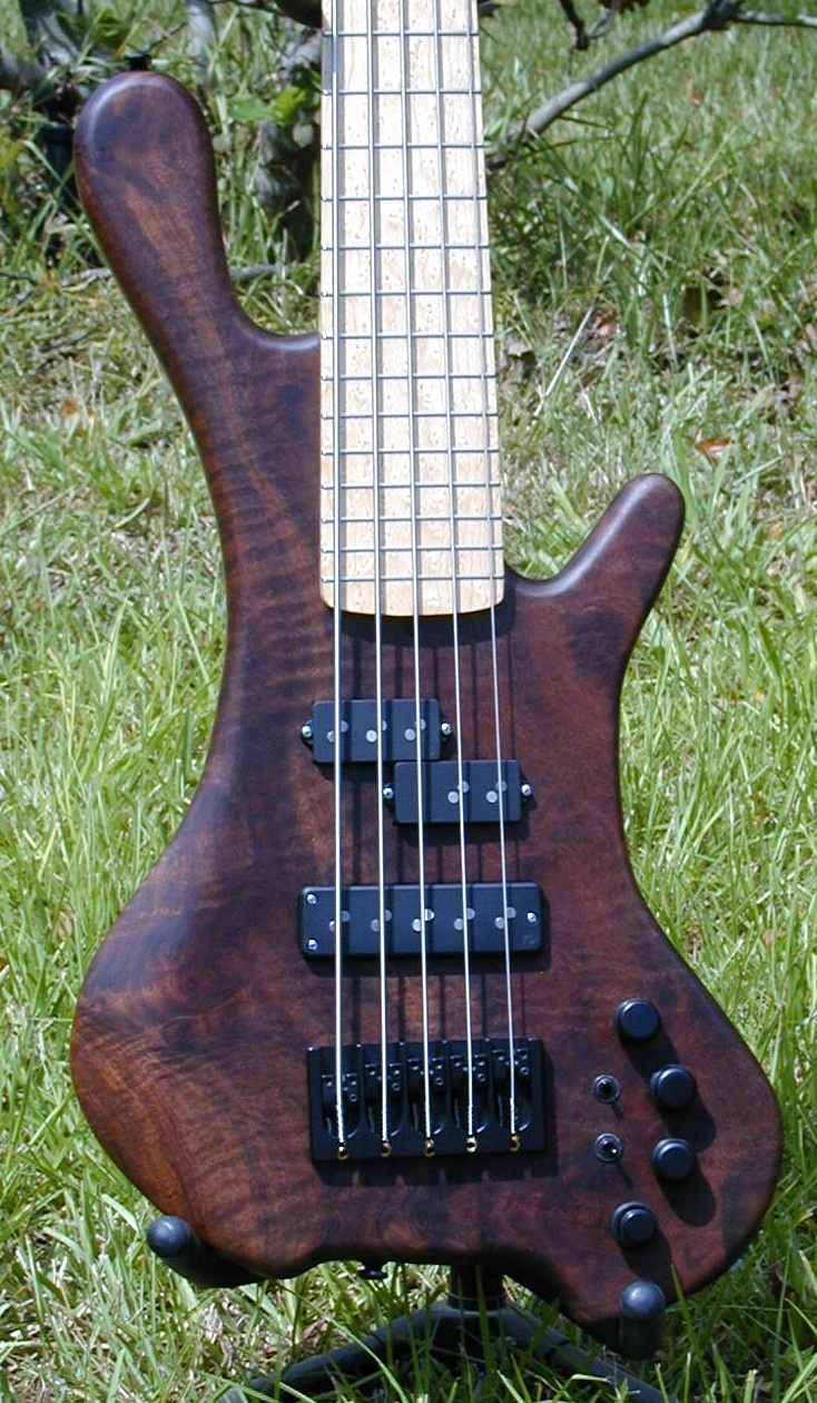 249_body_front_.jpg
