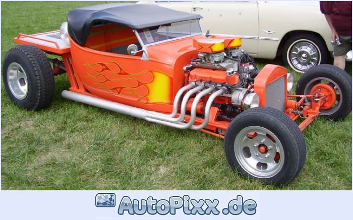 25-ford-model-t-bucket.jpg