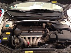 250px-Volvo_B5244S_engine.jpg