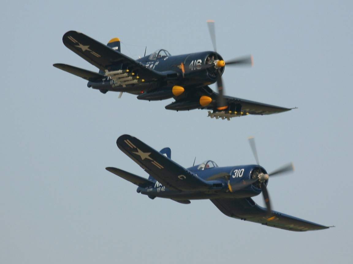 27_f4u_corsair.jpg