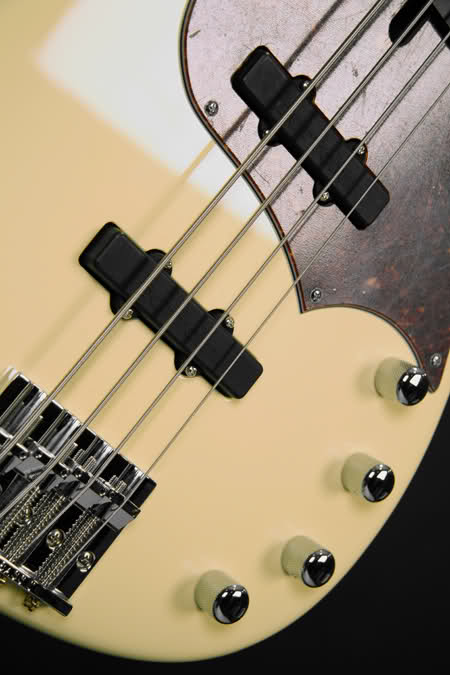 2jbv02a.jpg