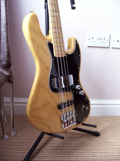 2vxq82v.jpg