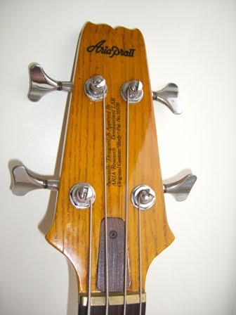 3 Headstock.JPG