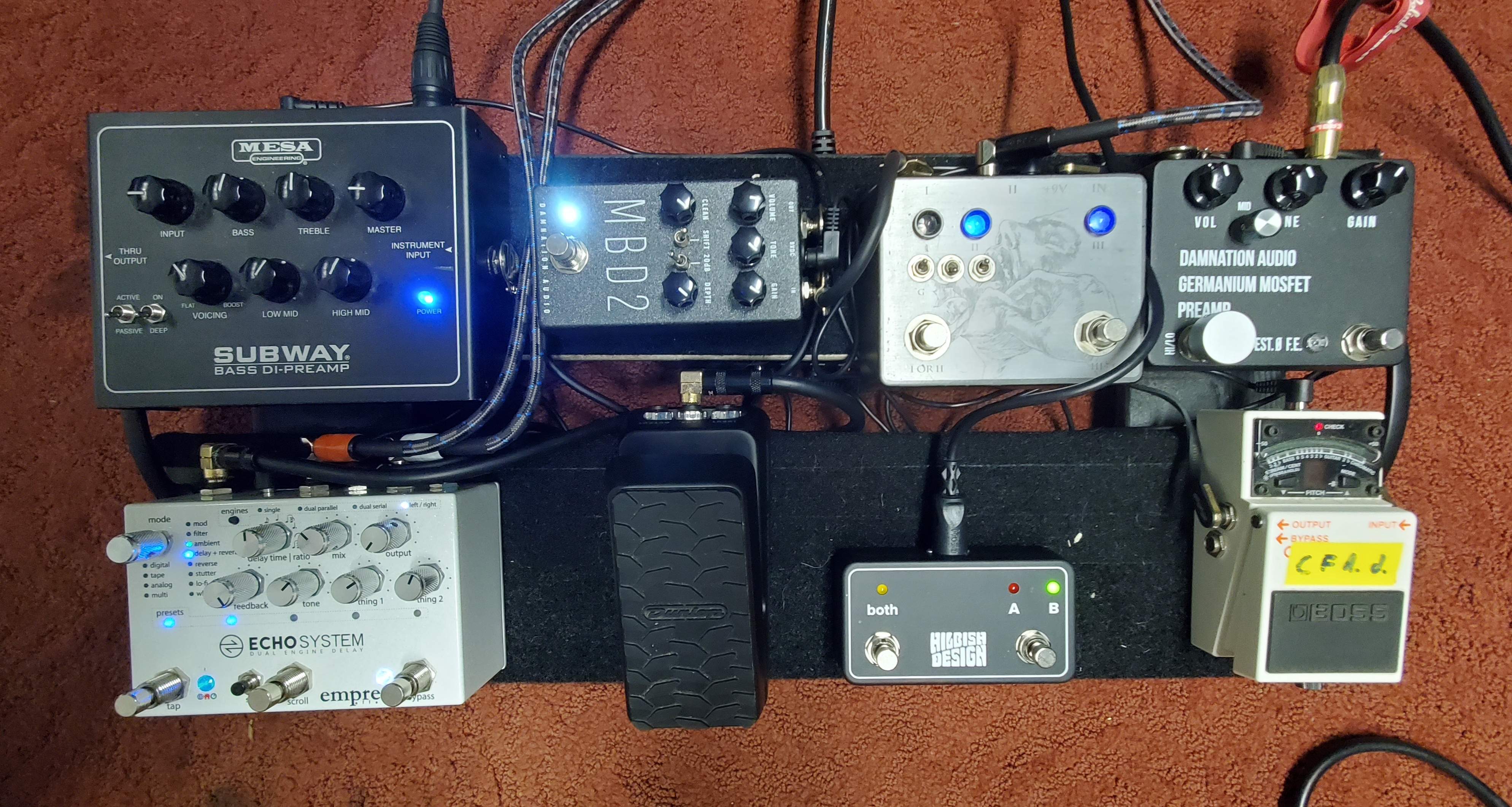 3. Pedalboard.jpg