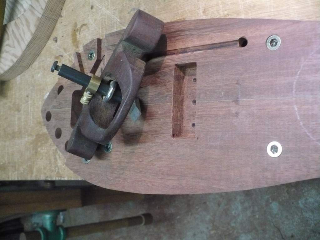 30f-Body-router-plane.jpg