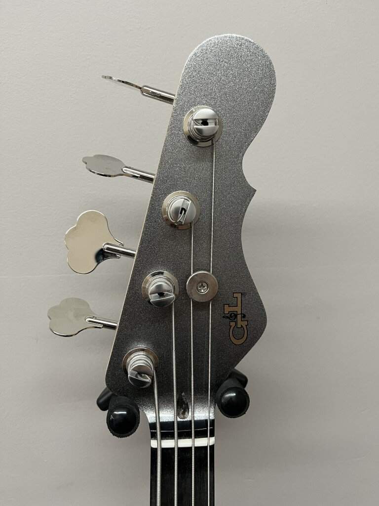 3126174532.jpg