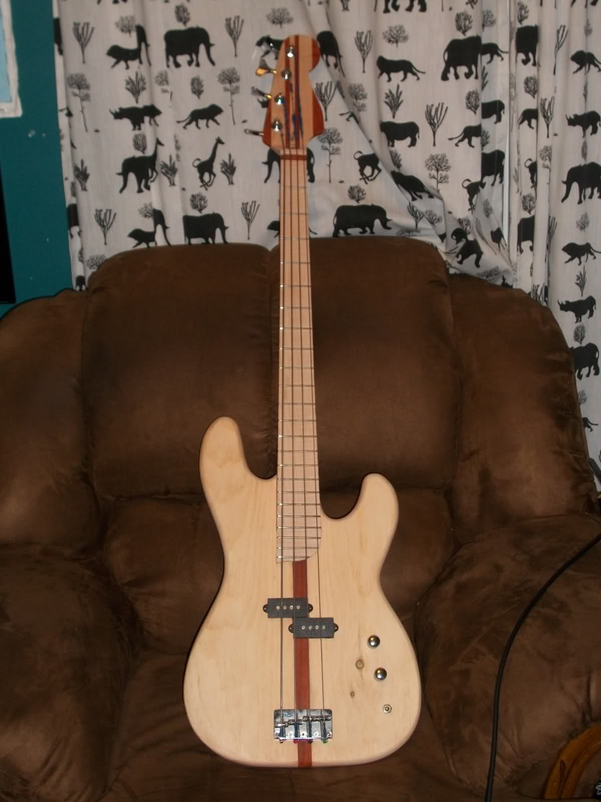 316419v.jpg