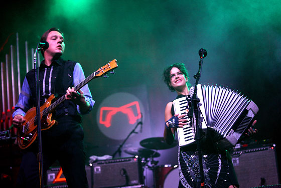 31_arcadefire_lg.jpg
