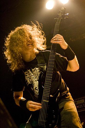 330px-Alex_Webster_of_Cannibal_Corpse.jpg