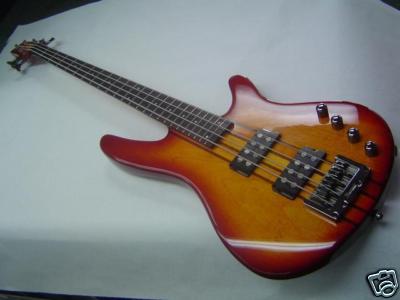 350114692811-2.jpg
