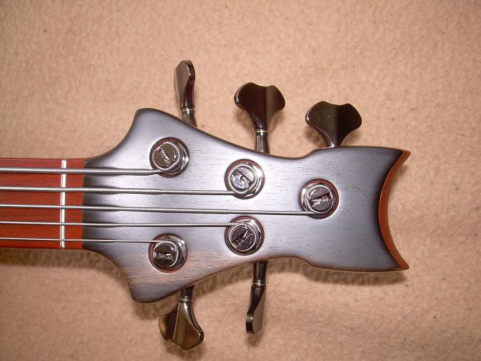 38yqcnw2.jpg