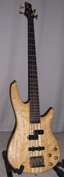 3_ibanezfront.jpg