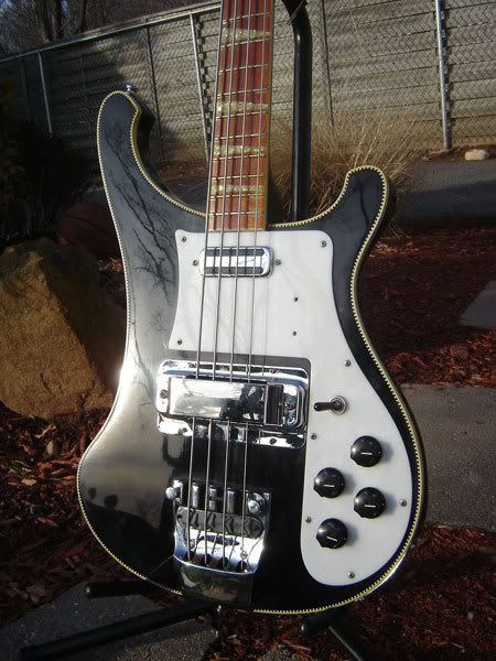 4003v68_3.jpg