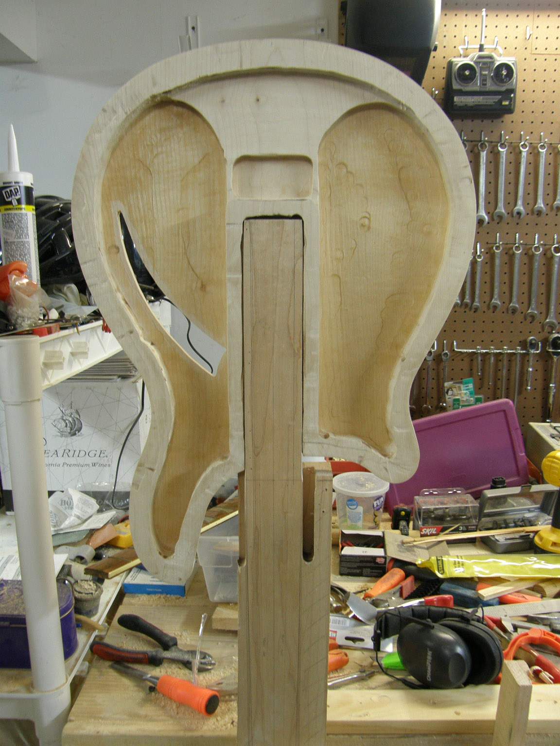4005 luthier 5.jpeg