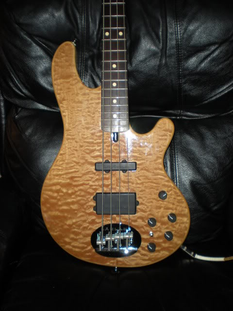4402001.jpg
