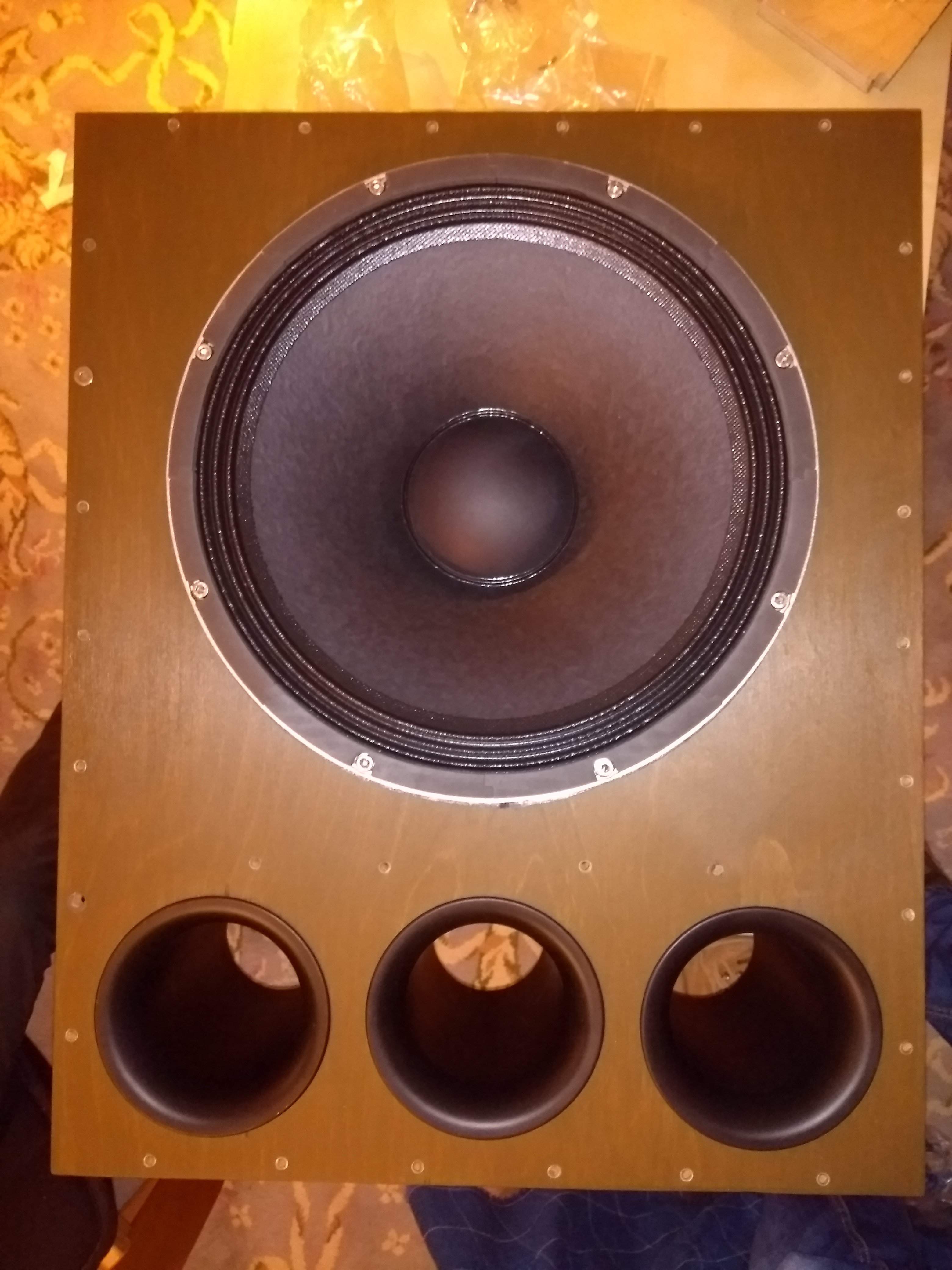 47_Speaker_Ports.jpg