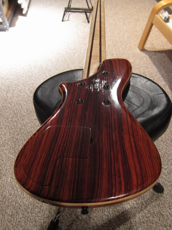 4f7343ab.jpg