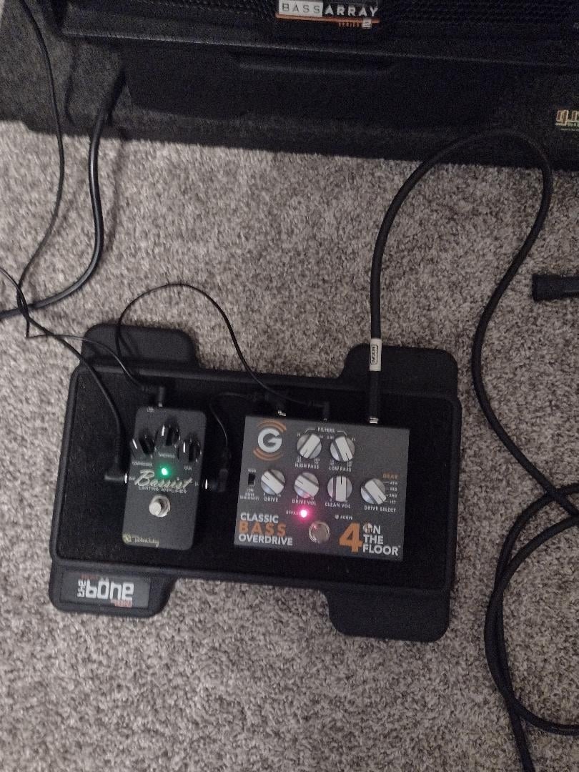 4ONTHEFLOOR.jpg