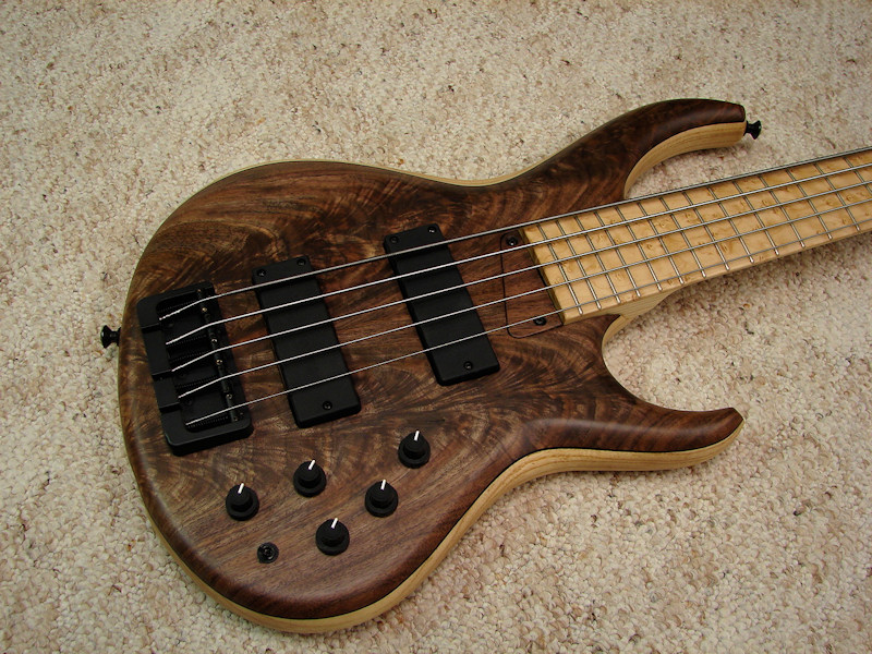 535_walnut_ash_01.jpg