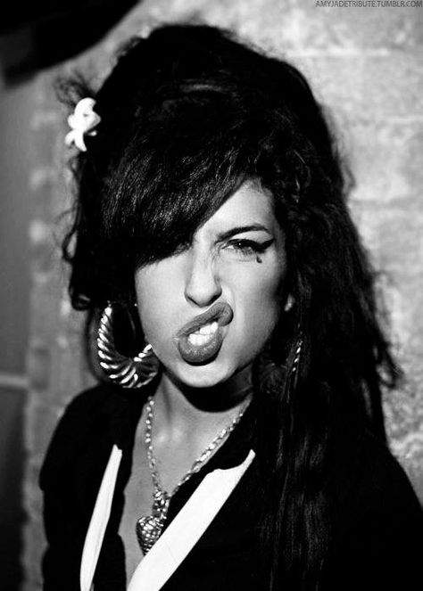 535da8e40a68bd61afea29bf59d5da40.jpeg
