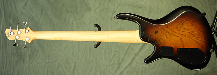 5712-BACK.jpg