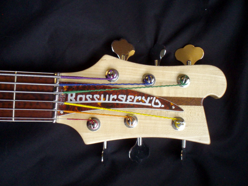 6%20string%20rick%20047.jpg