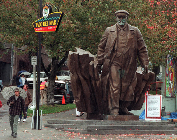 600lenin_zpsc9c7d65a.jpg