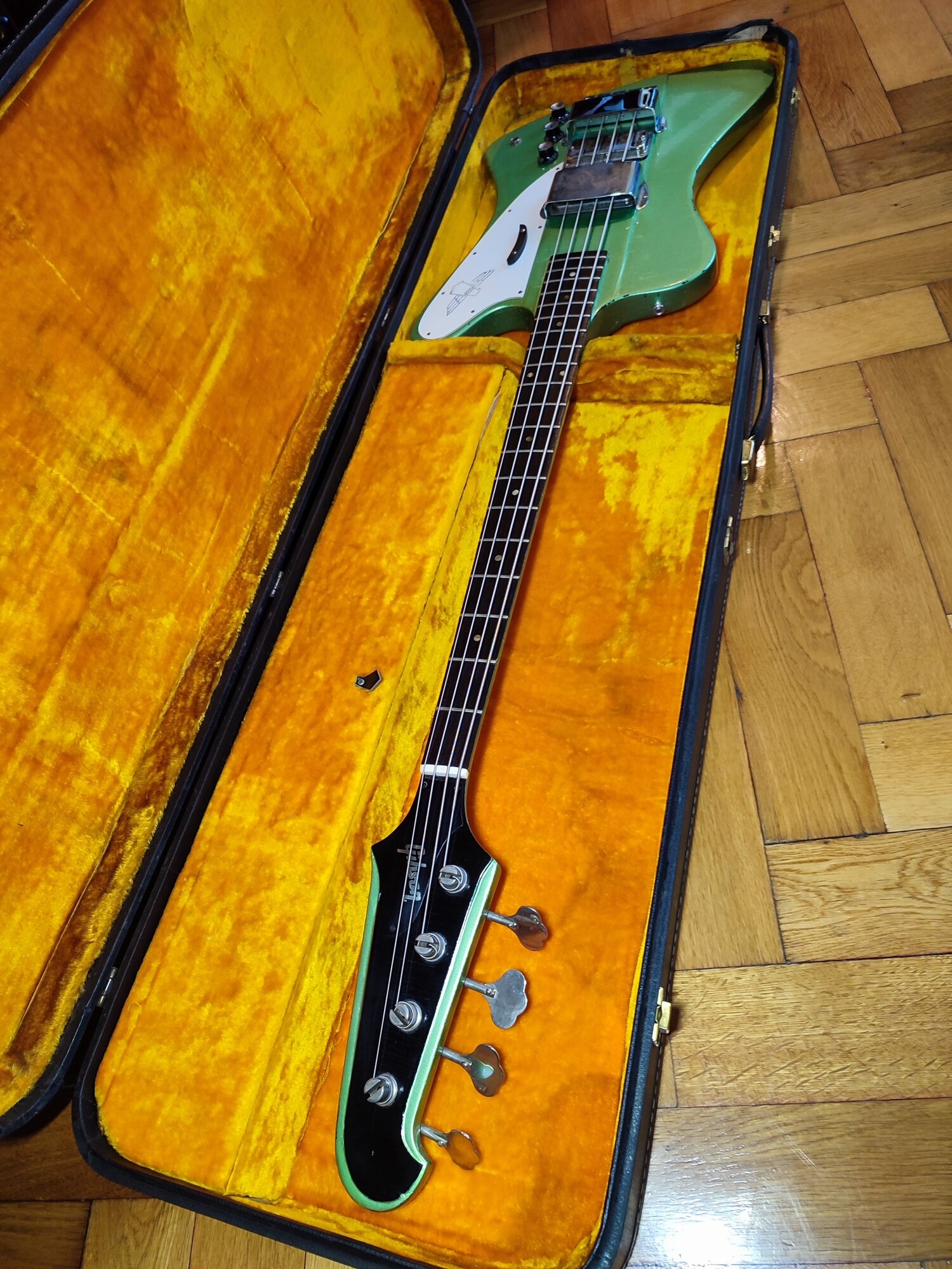 64 Thinderbird.jpg