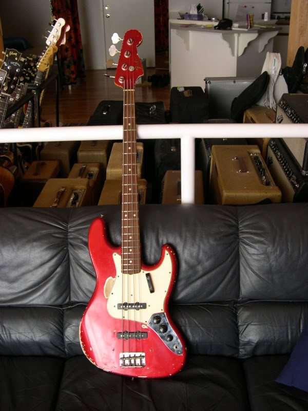 65JazzBassFront.jpg