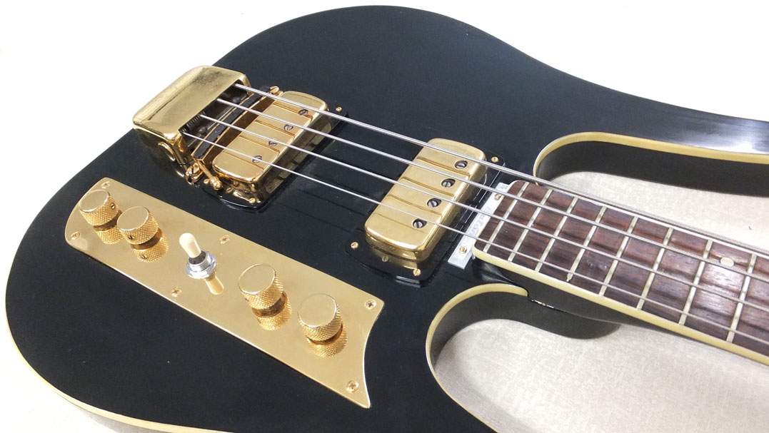 68.Maton.El.Toro.b.a3.jpg