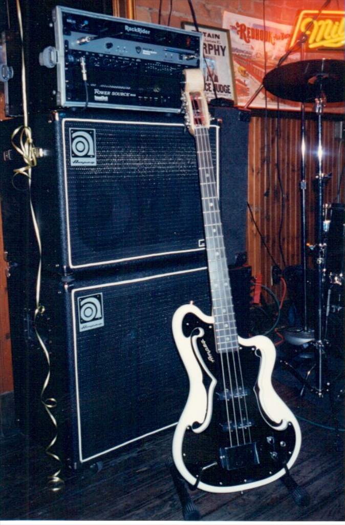 69 Ampeg AEB_1024.jpg