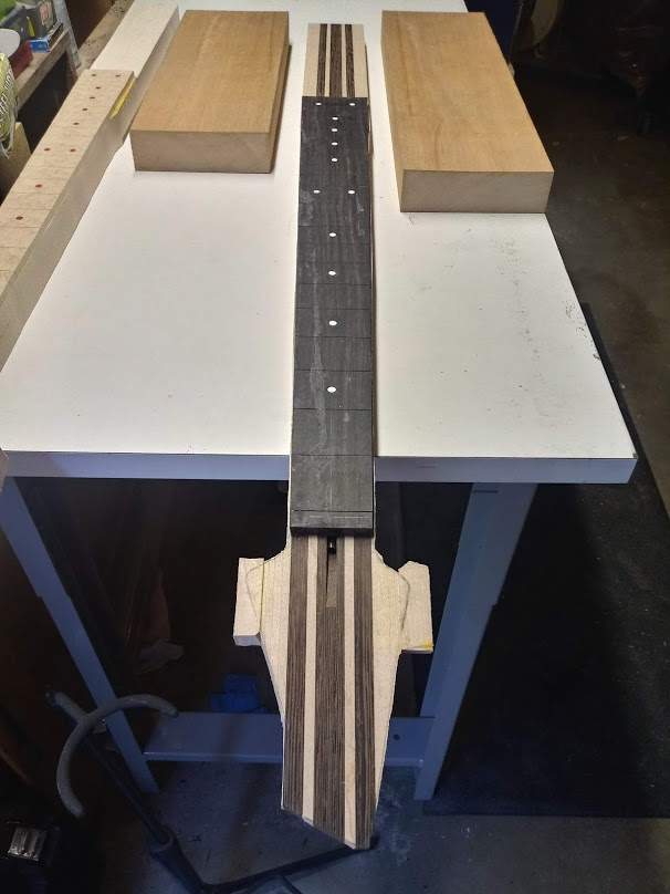 6_string_12.jpg