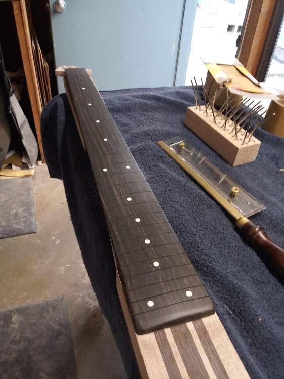 6_string_24.jpg