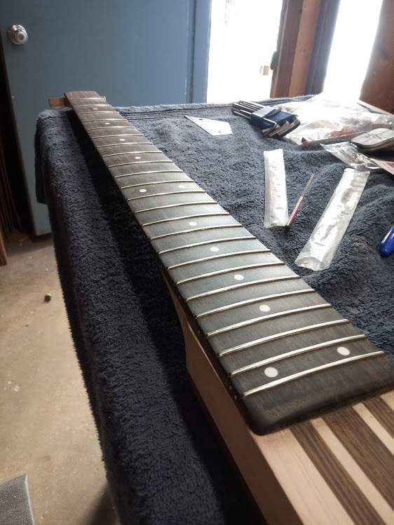 6_string_27.jpg