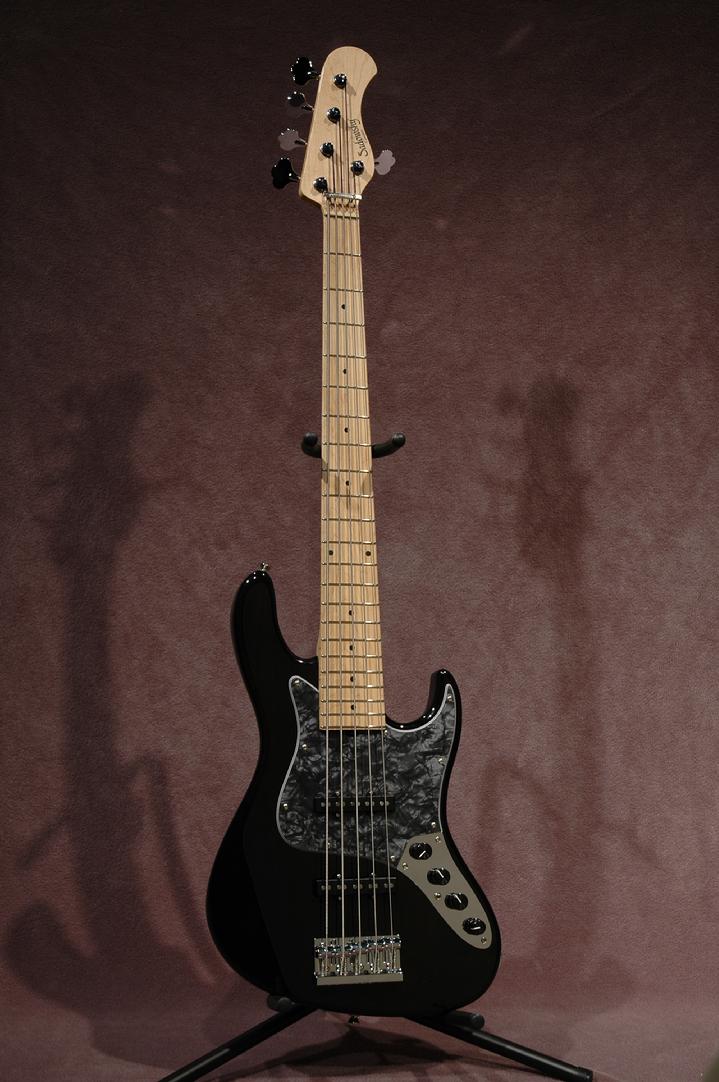 719_Sadowsky_WL5_T_Black_Maple_3_13.jpg