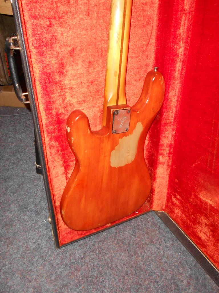 73pbass003.jpg