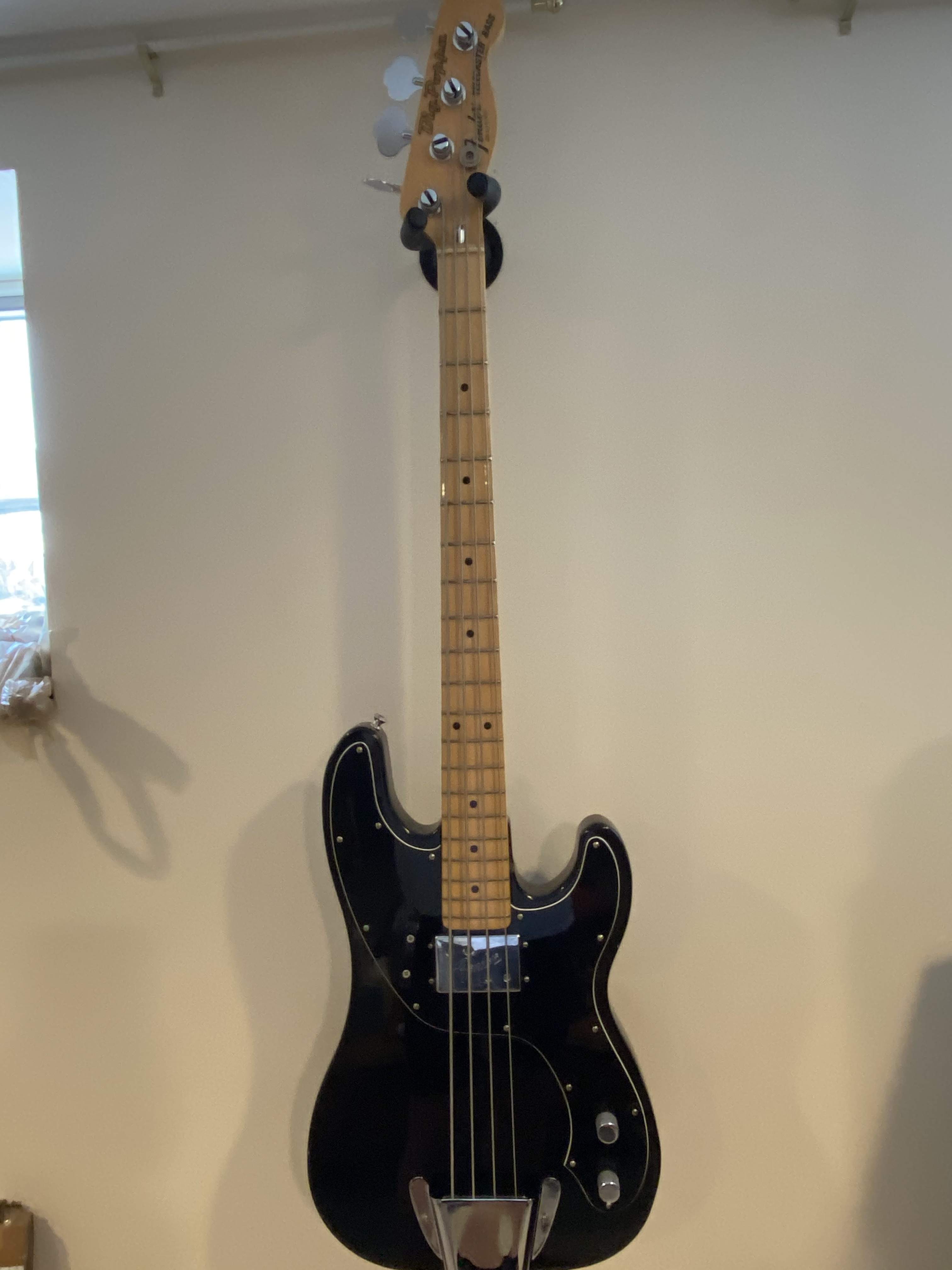 '77 Tele Bass.jpg