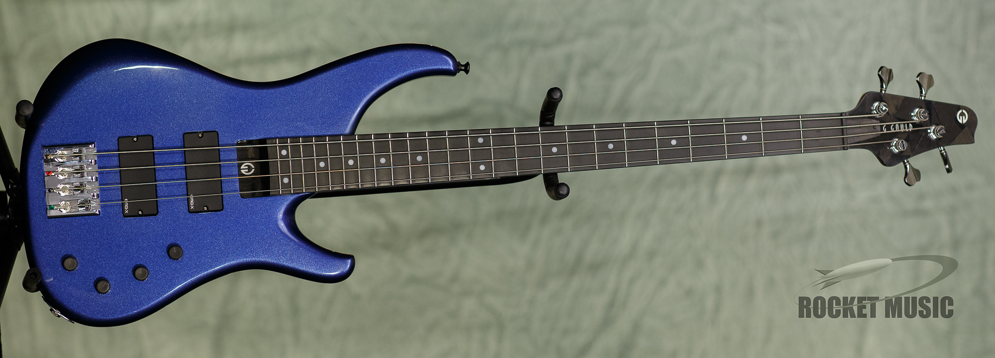 7996-FRONT-2000.jpg