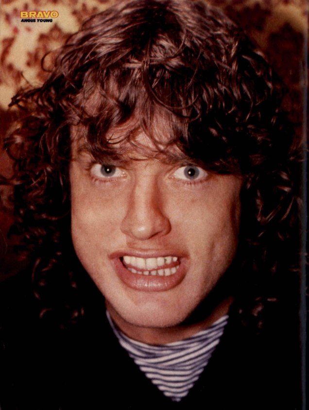 810108-angus-young.jpg