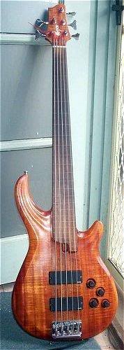850610913_l.jpg