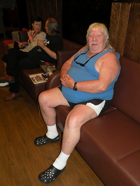 874.jpg