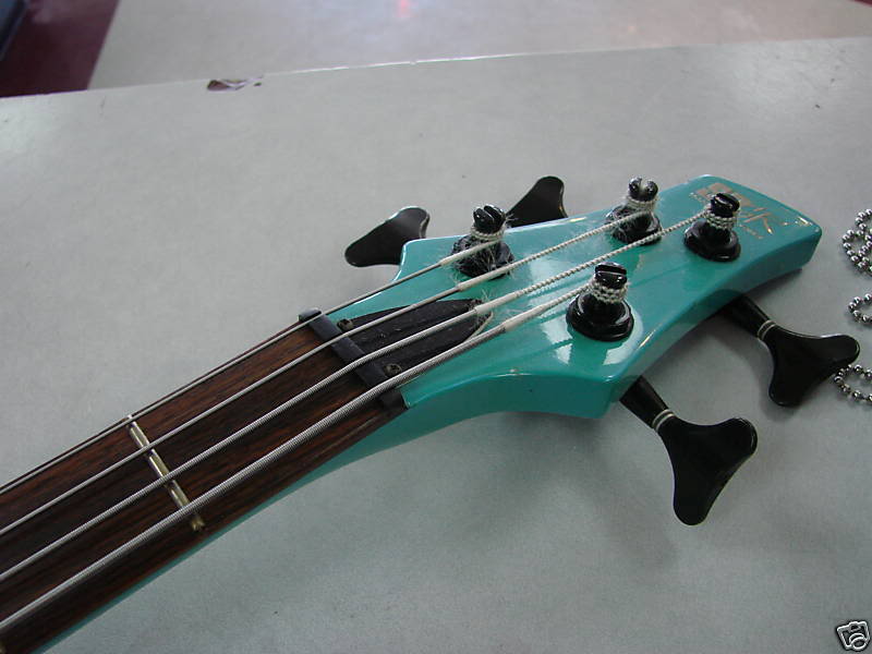 87SDGR8001b.jpg