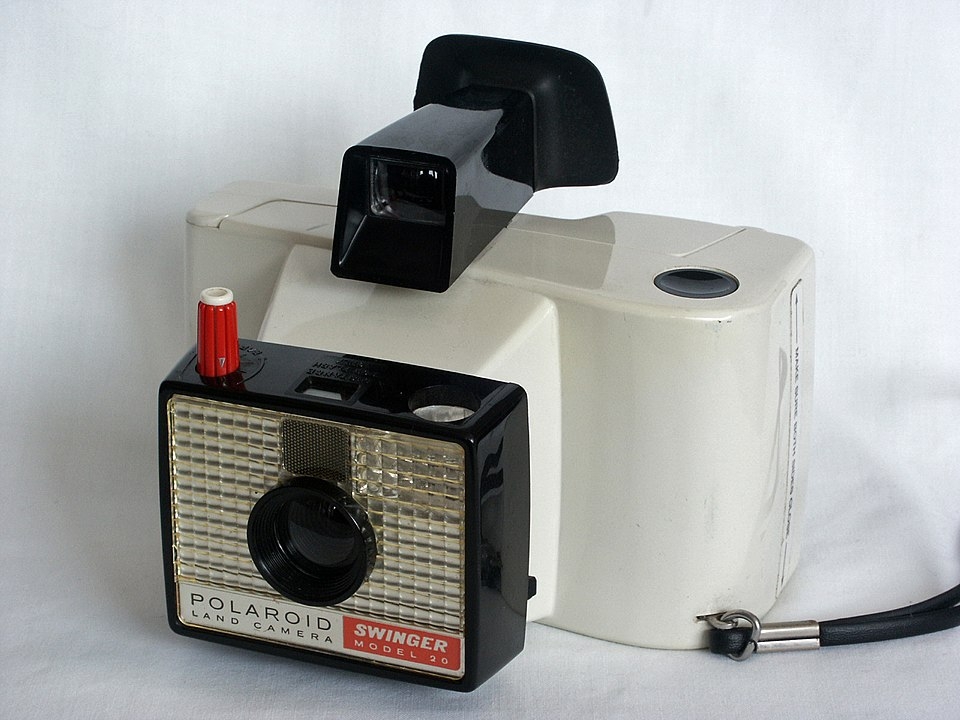 960px-Polaroid_Swinger_2.jpg