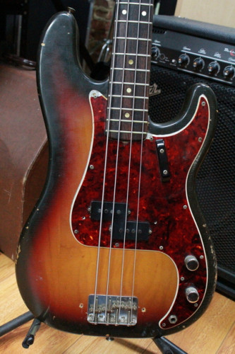 997859-333x500.jpg