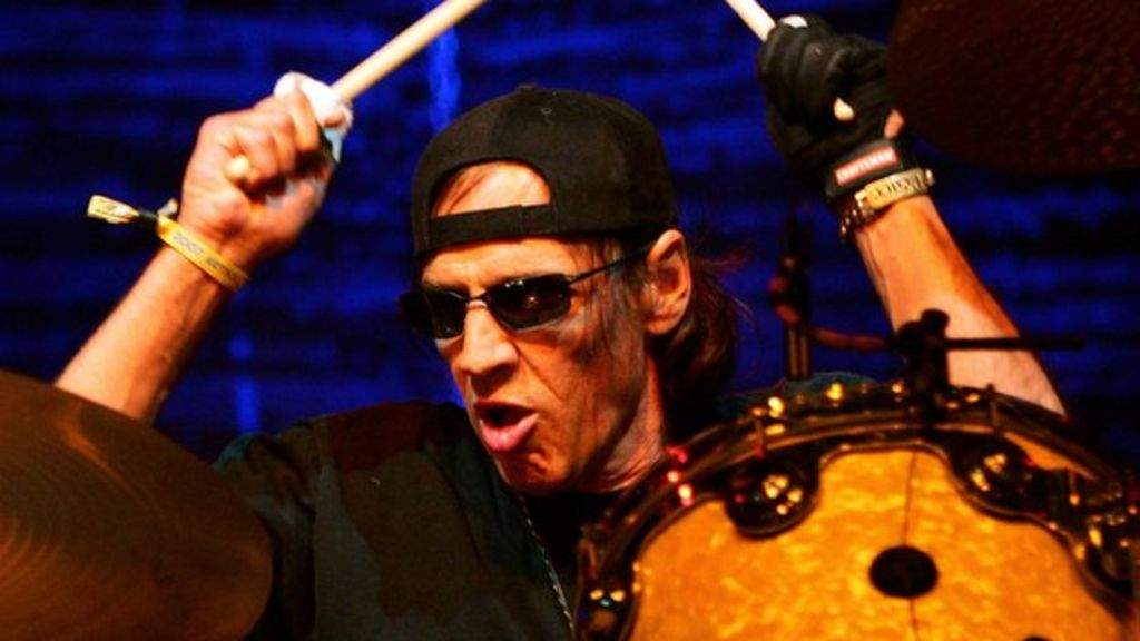 _73625415_asheton1.jpg