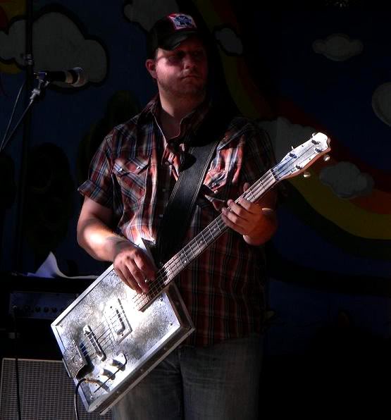 AC1-SMALLFREDDIES8-6-2010.jpg
