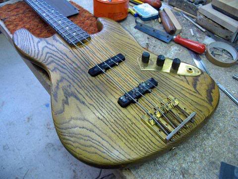 AJ09.jpg