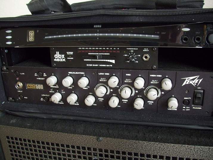 amp rack.jpg
