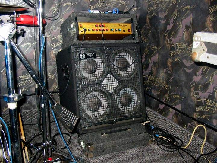 AmpCab.jpg