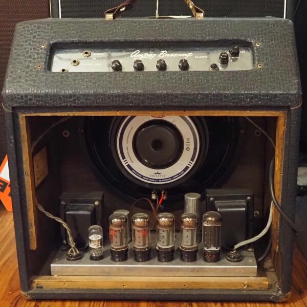 ampeg.jpeg